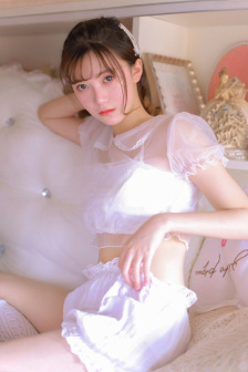 桃桃多肉任落佳